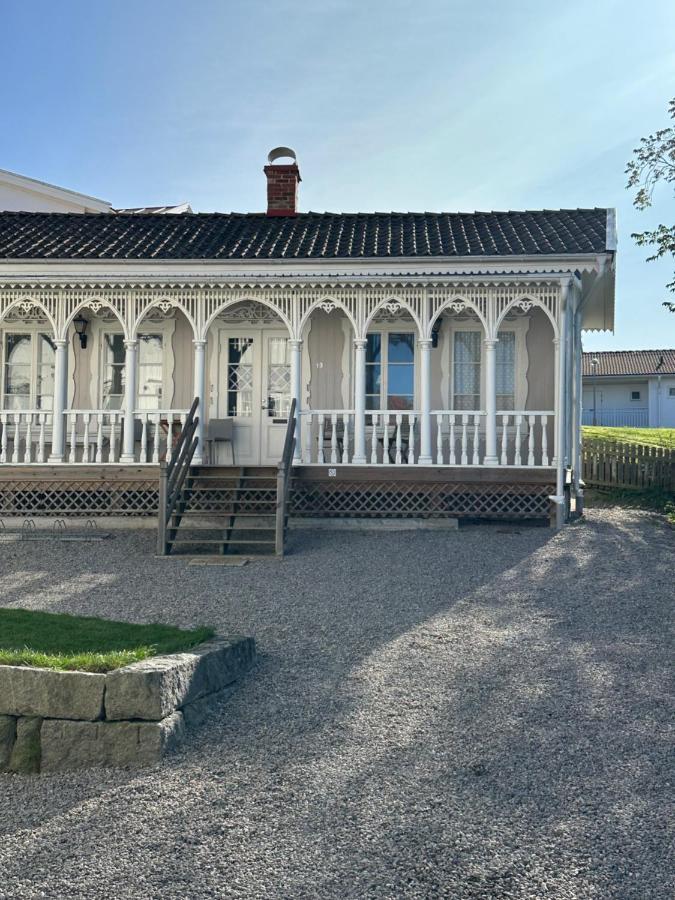 Crusellska Vandrarhemmet Strömstad Buitenkant foto